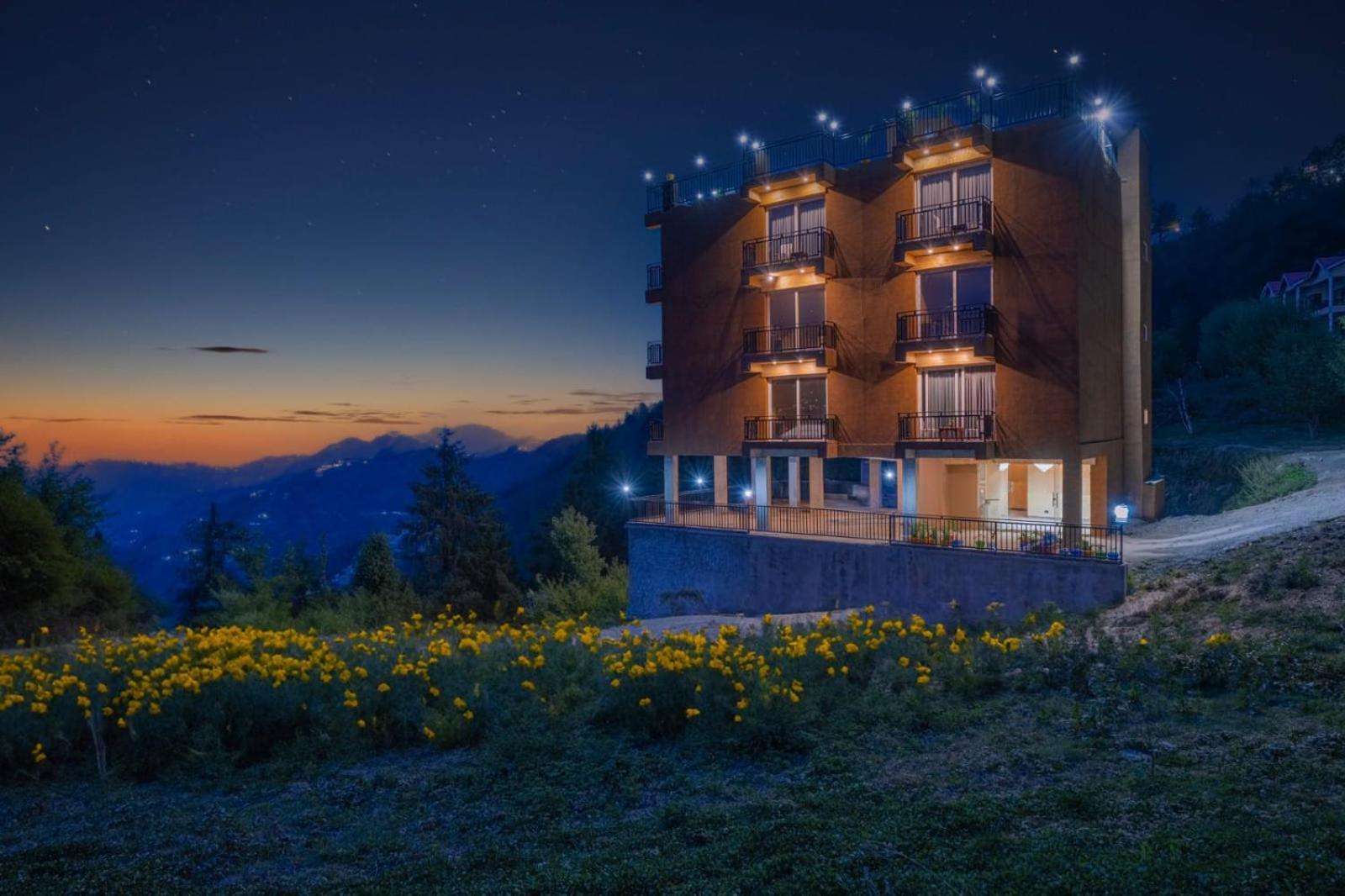 The Nature Dreams I Vacations I Conference I Mice I Family Events I Open Air Terrace I Sky Bonfire I Kufri By Exotic Stays Шимла Екстериор снимка